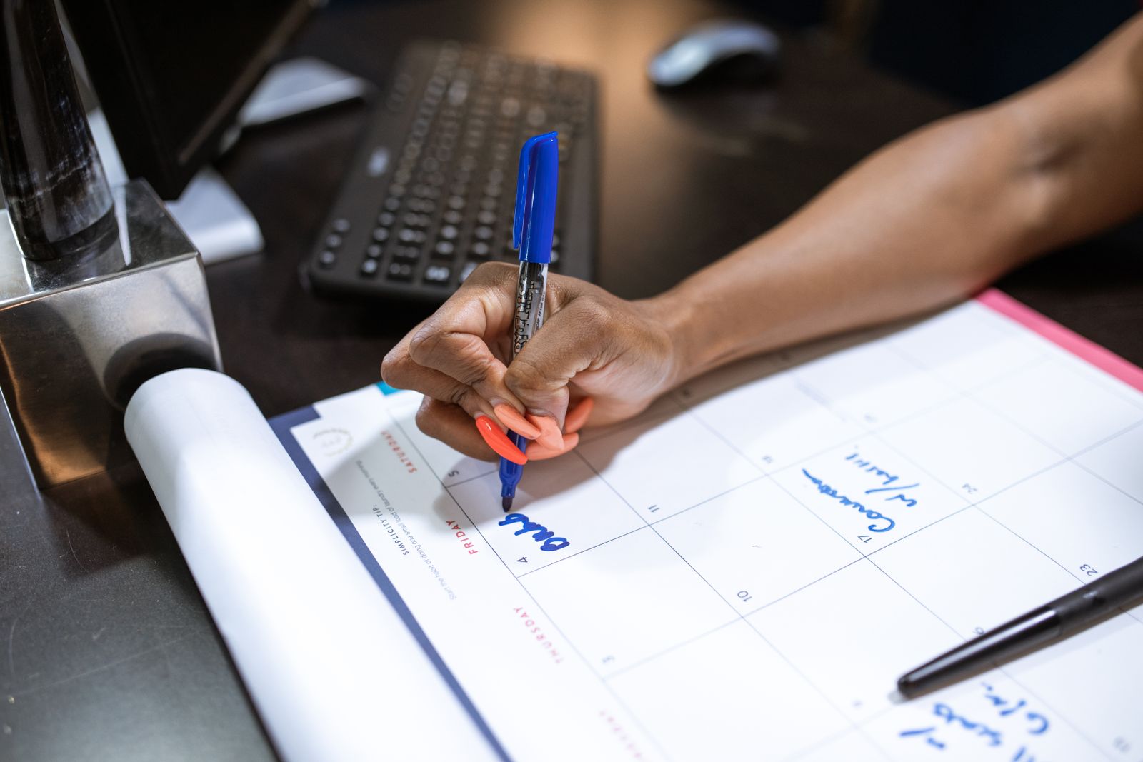 Marking a calendar to map a phantom stock vesting schedule